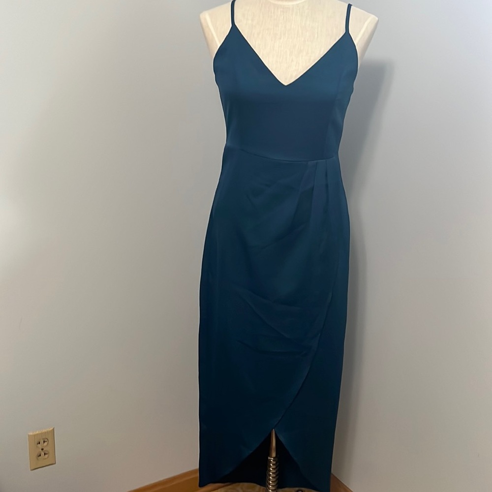 NWT CMZ2005 Women’s Spaghetti Strap V Neck Teal Color Dress